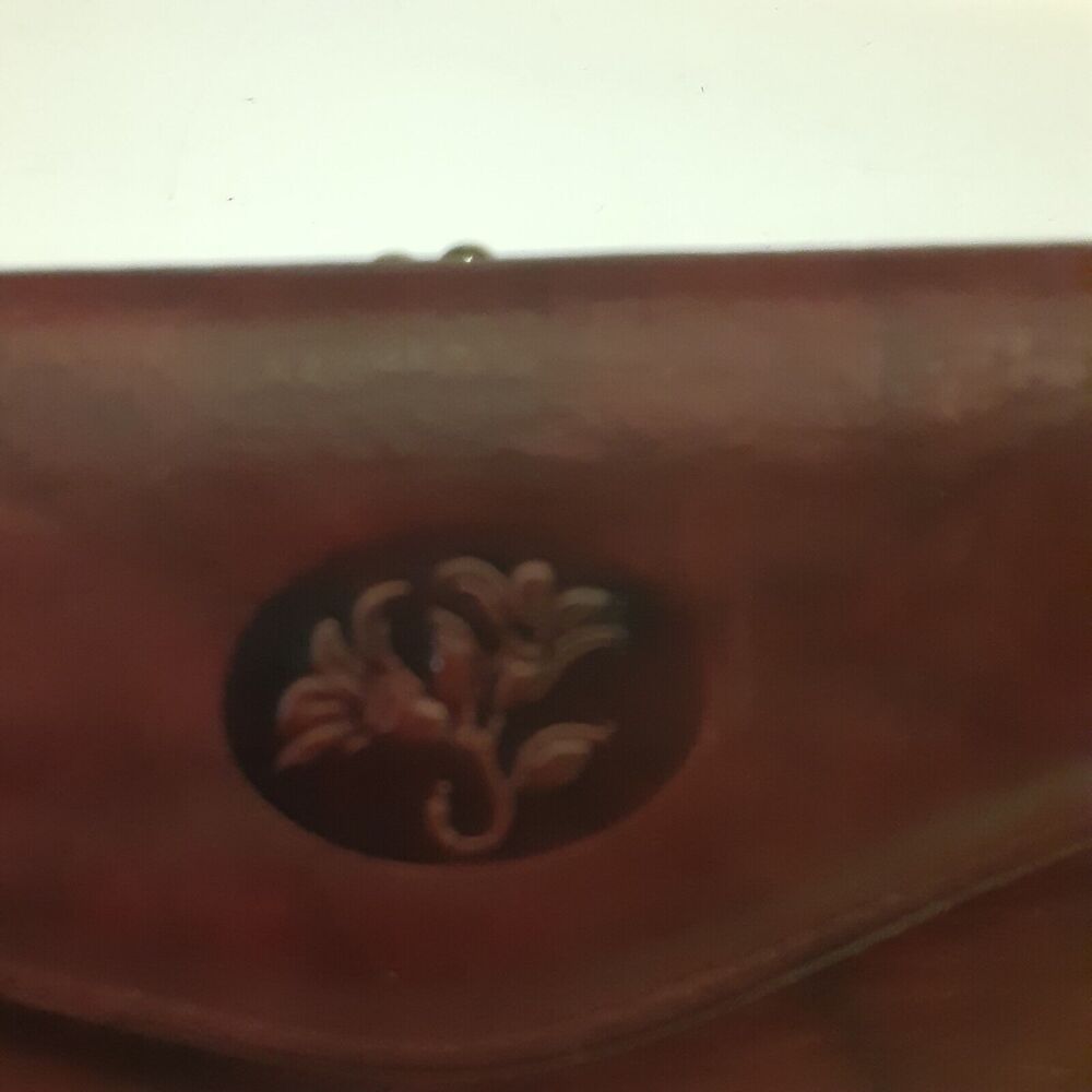 Vintage Buxton Leather Wallet New Leather Whiskey Classic - Picture 7 of 11